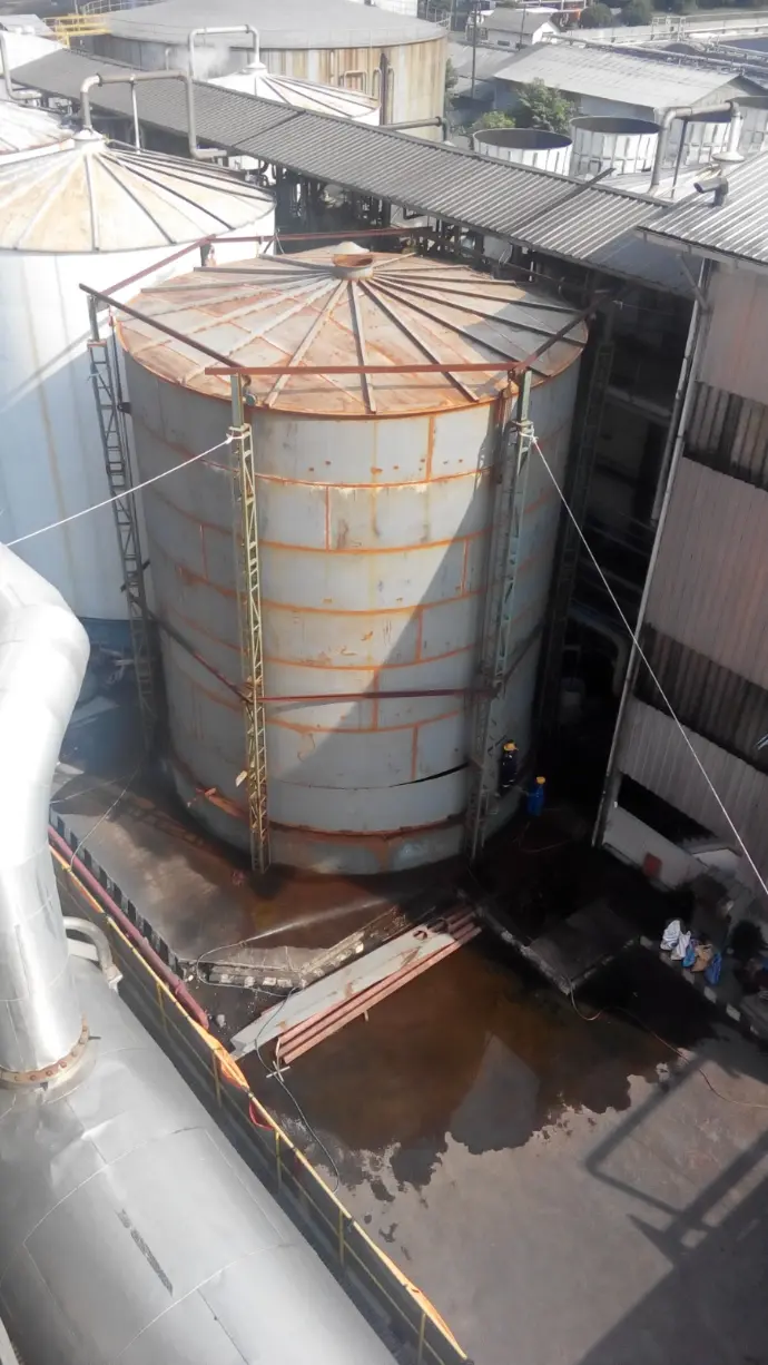 tangki tegak kapasitas besar